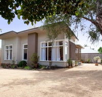 Driftwood Beach Cottage - Accommodation Nelson Bay