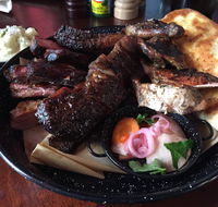 Hotel Harry - Accommodation Nelson Bay