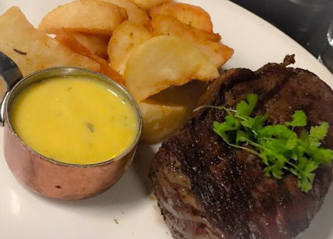 Railway Club Hotel - Accommodation Nelson Bay 0