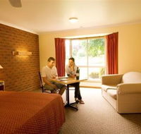 AAt 28 GOLDSMITHGolden Chain Motel - Accommodation Nelson Bay