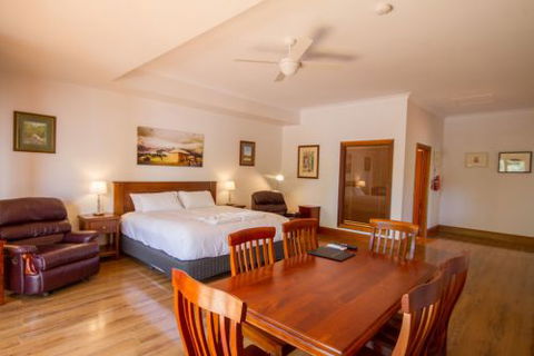 JV Jones Pty Ltd - Accommodation Nelson Bay 1