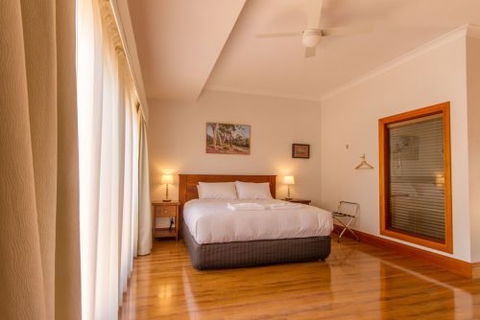 JV Jones Pty Ltd - Accommodation Nelson Bay 2