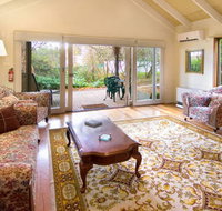 Double Nut Chalets - Accommodation Nelson Bay