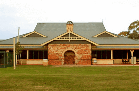 Potters Hotel And Brewery - Accommodation Nelson Bay