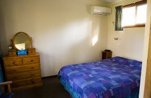 Yarrabin - Accommodation Nelson Bay 1