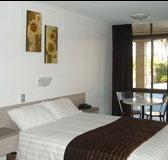 The Edge Hotel - Accommodation Nelson Bay