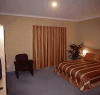 The Lighthouse Hotel - Accommodation Nelson Bay