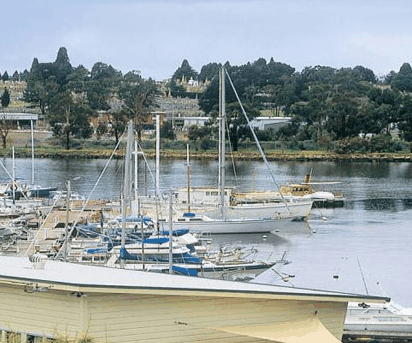 Leisure Inns Waterfront Lodge - Accommodation Nelson Bay