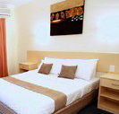 Emerald Maraboon Motor Inn - Accommodation Nelson Bay