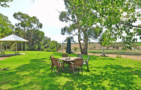 Currency Creek Winery - Accommodation Nelson Bay 1