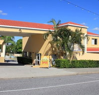 Harbour Sails Motor Inn - Nelsons Bay Accommodation