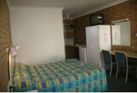 Barcaldine Country Motor Inn - Accommodation Nelson Bay 0
