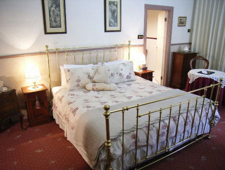 Bed And Breakfast At Stephanie's - Accommodation Nelson Bay 3
