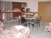 Dandenong Motel - Accommodation Nelson Bay 2