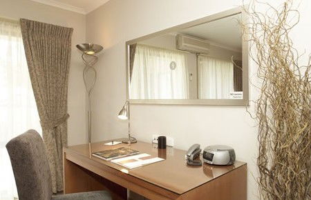 Ringwood Royale Apartment Hotel - Accommodation Nelson Bay 3