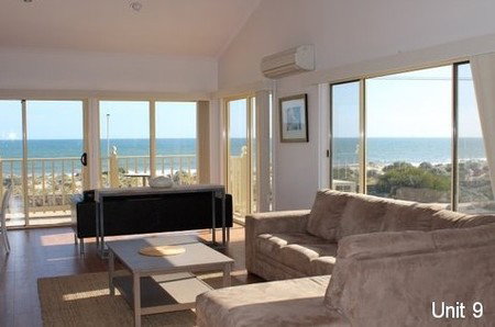 Seavista Holiday Units - Accommodation Nelson Bay 3