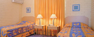 Harbour Side Resort - Accommodation Nelson Bay 2