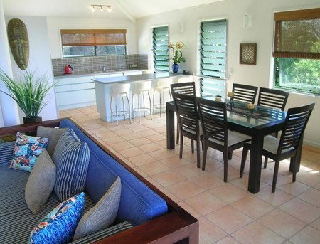 The Retreat Beach Houses - Accommodation Nelson Bay 3