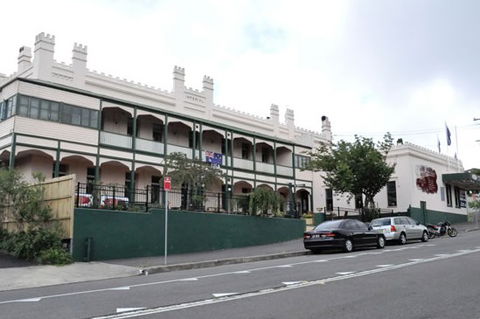 Hotel Imperial - Accommodation Nelson Bay 2