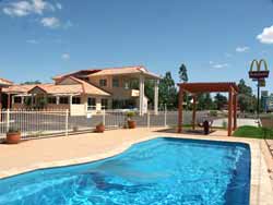 Country Roads Motor Inn - Accommodation Nelson Bay 0