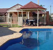 Roma Mid Town Motor Inn - Accommodation Nelson Bay