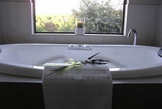 Stonetryst Spa Villas - Accommodation Nelson Bay 4