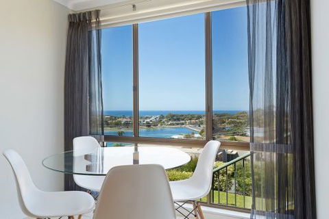 Panoramic Townhouses By Lisa - Accommodation Nelson Bay 1