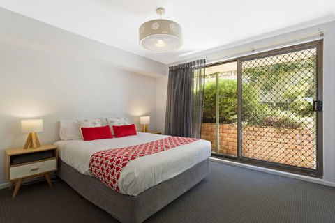 Panoramic Townhouses By Lisa - Accommodation Nelson Bay 7
