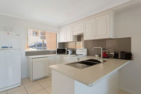 Panoramic Townhouses By Lisa - Accommodation Nelson Bay 8