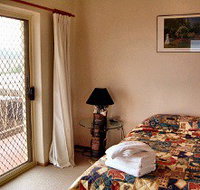 Esplanade Apartments - Accommodation Nelson Bay