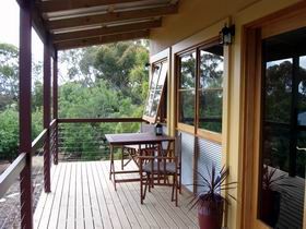 Henry's Retreat - Accommodation Nelson Bay 0