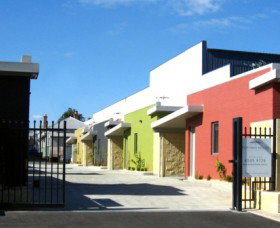 Portman House - Accommodation Nelson Bay 0