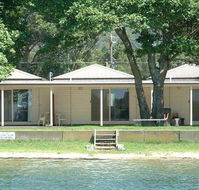 Lorsens On The River - Accommodation Nelson Bay