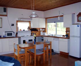 Gloucester Art House - Accommodation Nelson Bay 0