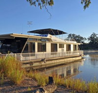 Houseboat Heaven - Accommodation Nelson Bay