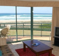 Currumbin Sands Holiday Apartments - Accommodation Nelson Bay