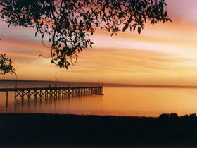 Henleys Holiday Flats - Accommodation Nelson Bay 0