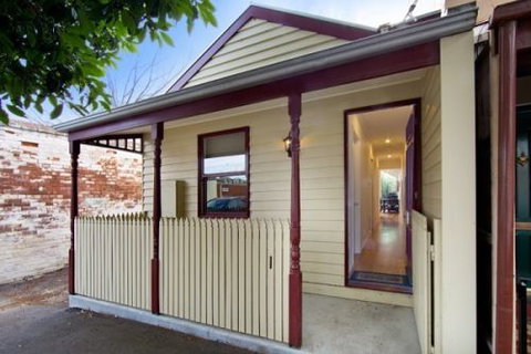 Port Melbourn Cottage - Stay Innercity - Accommodation Nelson Bay 0