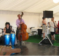 Lorne Bush House Cottages - Accommodation Nelson Bay