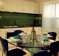 Charles Robbins - The - Accommodation Nelson Bay