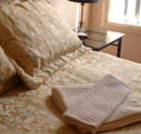 Absolutely Colleen - Accommodation Nelson Bay