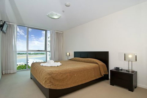 M1 Resort Maroochydore - Nelson Bay Accommodation.com 2
