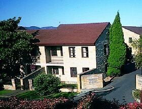 Battery Point Holiday Apartments - Accommodation Nelson Bay 0