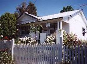 Crabapple Cottage - Accommodation Nelson Bay 0