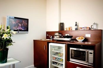 Amora Riverwalk Melbourne - Accommodation Nelson Bay 17