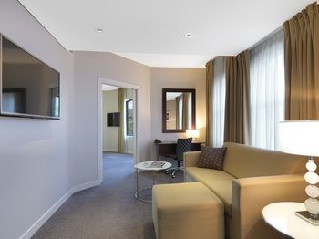 Amora Riverwalk Melbourne - Accommodation Nelson Bay 27