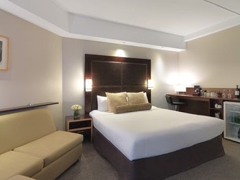 Amora Riverwalk Melbourne - Accommodation Nelson Bay 32
