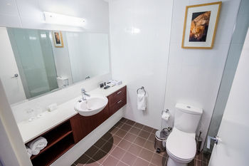 Amora Riverwalk Melbourne - Accommodation Nelson Bay 51