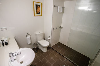 Amora Riverwalk Melbourne - Accommodation Nelson Bay 52