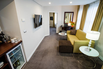 Amora Riverwalk Melbourne - Accommodation Nelson Bay 55